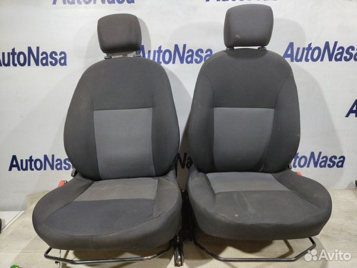 Сиденья передняя Renault Logan 2 седан K7M 2017