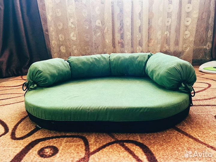 Диван для кошек и мелких пород собак