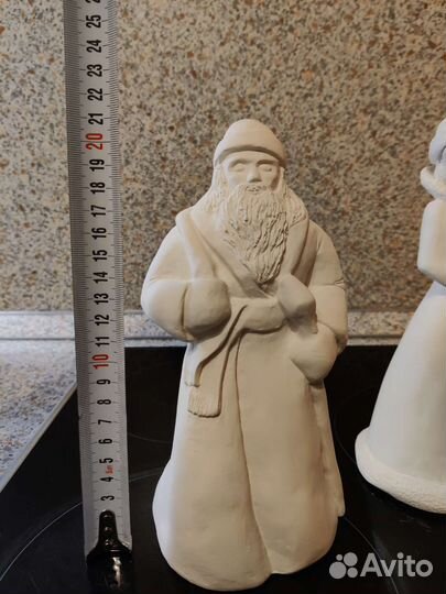 Дед Мороз и Снегурочка фигурки из гипса