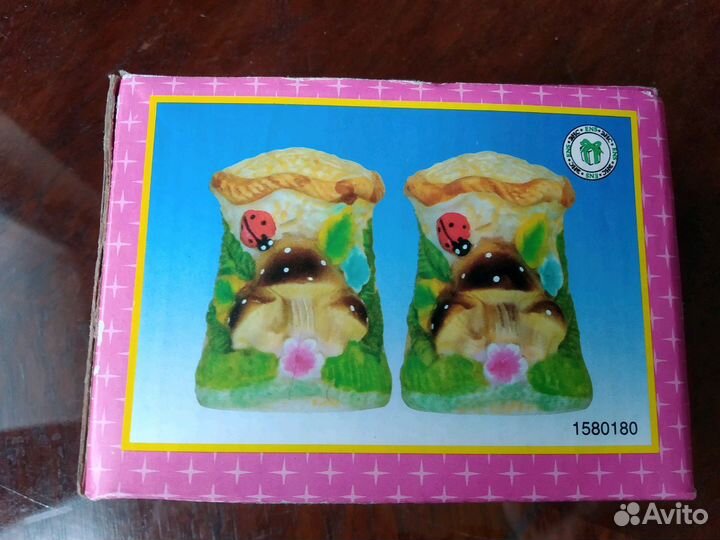 Солонка и перечница новые