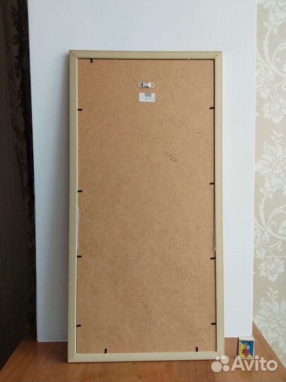 Картина в раме новая