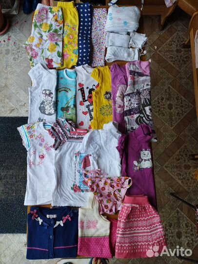 Отдам бесплатно детские вещи на девочку