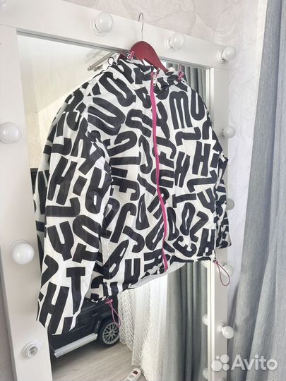 Куртки по 500 каждая