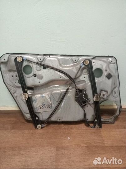 Стеклоподъемник электрический передний правый