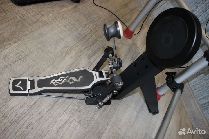 Электронная ударная установка Medeli DD501