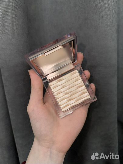 Clio хайлайтер 01 golden