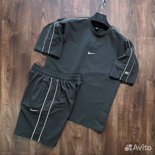 Спортивный костюм nike