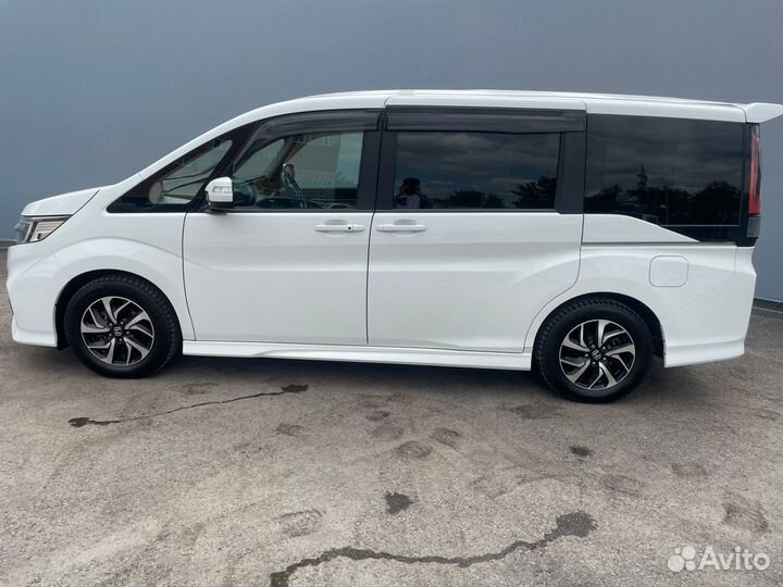 Honda Stepwgn 1.5 CVT, 2017, 90 941 км