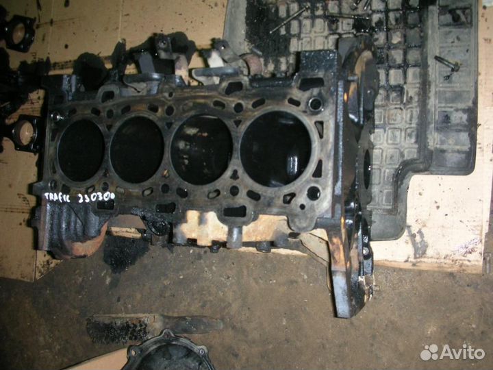 Блок цилиндров Renault Trafic 2001-2014