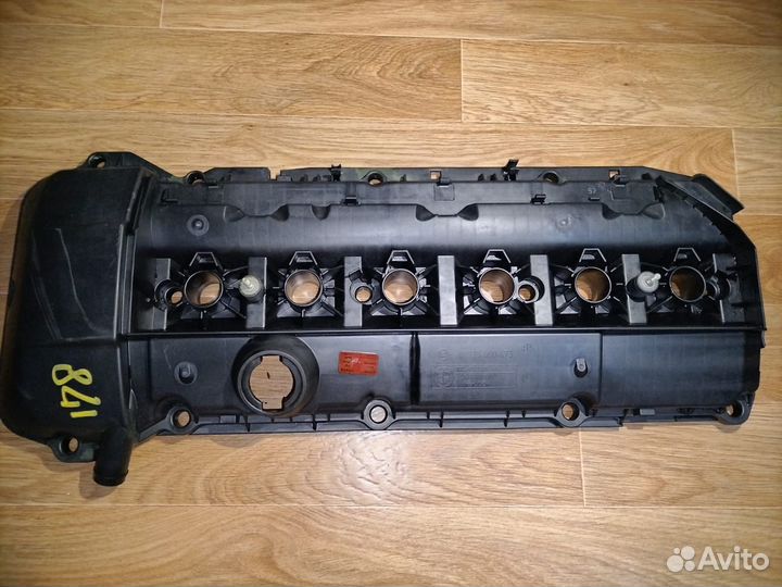 Крышка клапанов BMW M54 и катушки зажигания