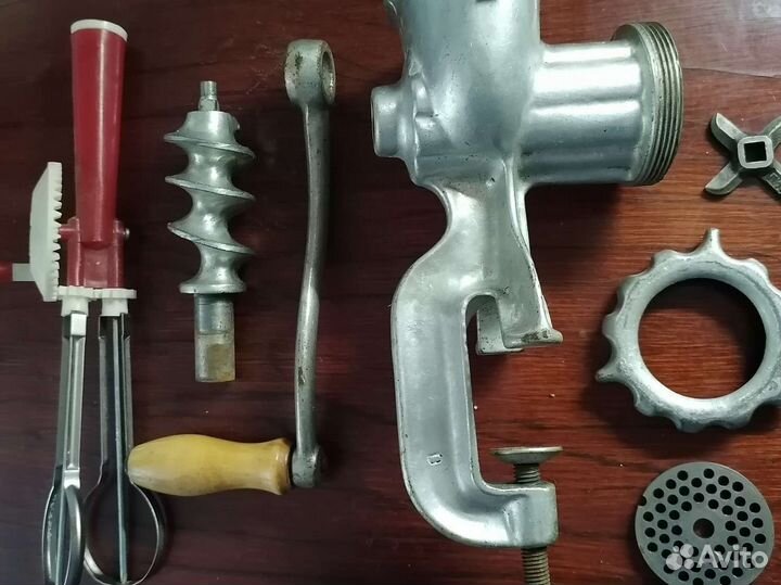 Мясорубка ручная и взбивалка