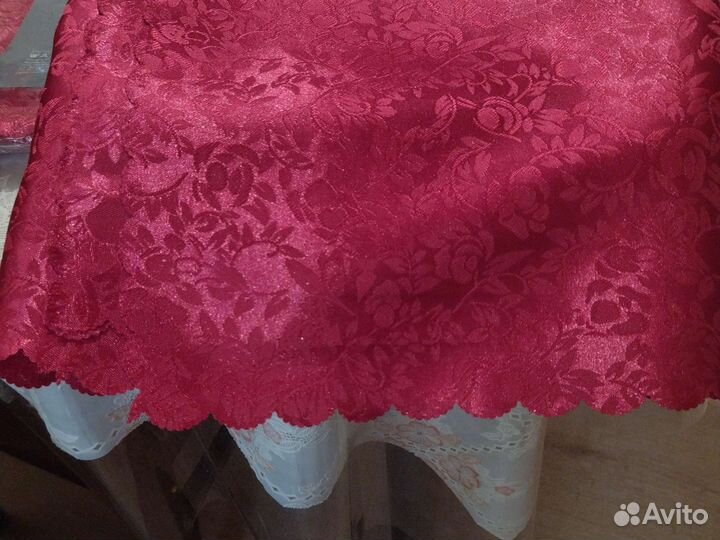 Скатерти жаккардовые