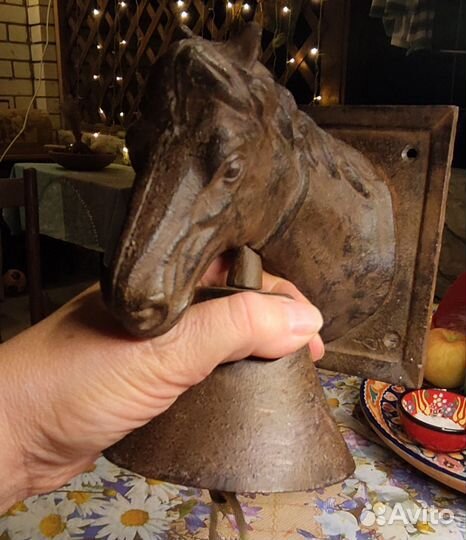 Колокольчик,дверной молоток чугун конь