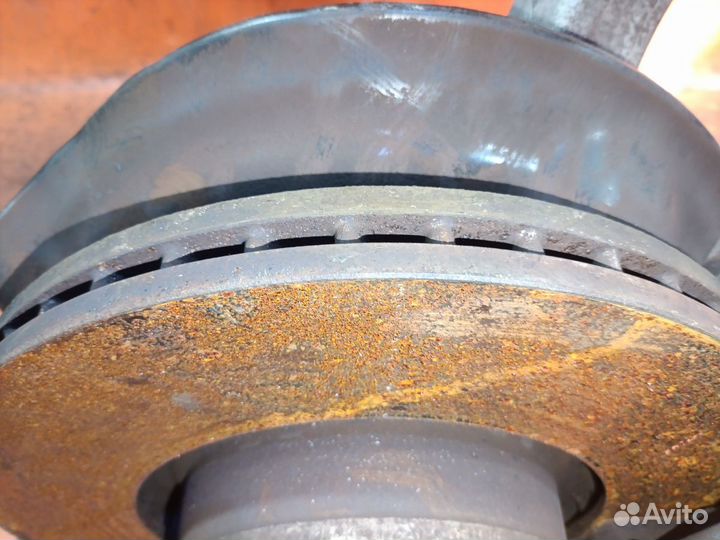 Кулак поворотный передний левый Audi A6 4F