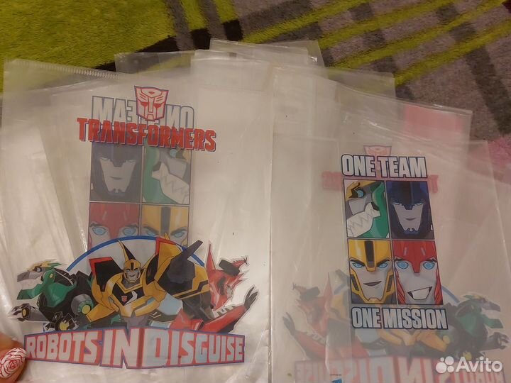 Много обложки на тетради школьные