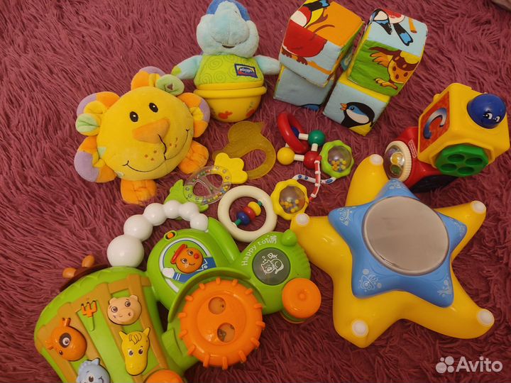 Игрушки для малышей пакетом