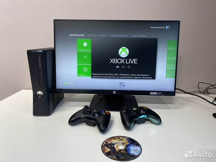 Xbox 360 S + 2 джойстика