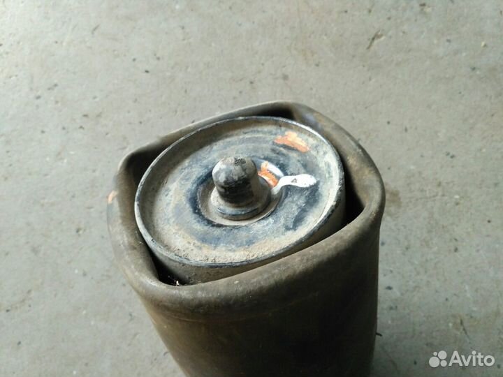 Пневмобаллон задний Lexus GX 470