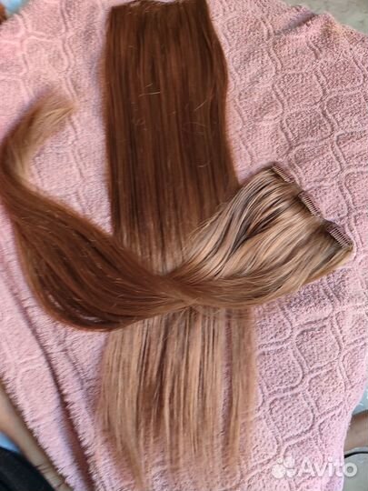 Волосы на заколках русые