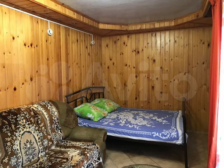 Комната 27 м², 1/2 эт.