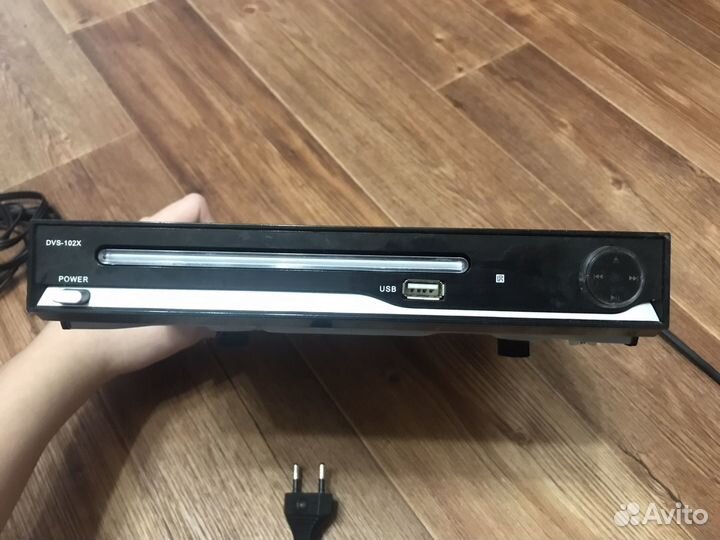 DVD плеер с usb supra