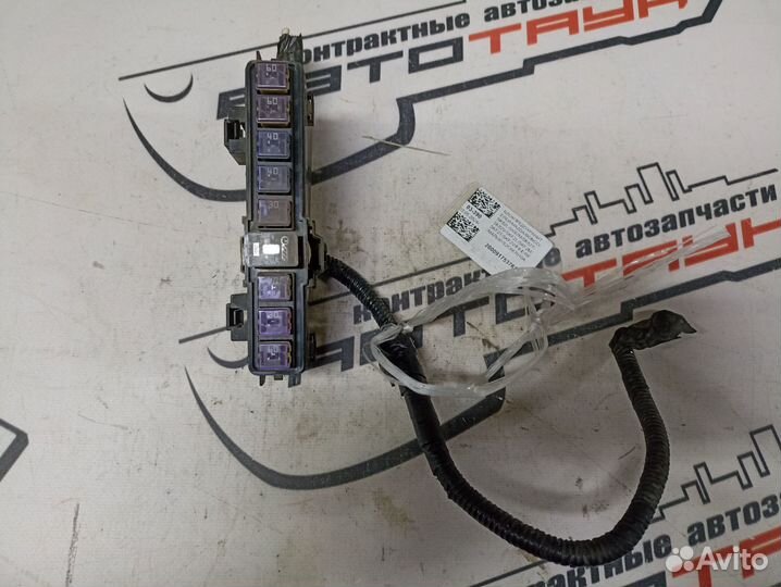 Блок предохранителей mazda bongo SK82L SK82M SK82T SK82V SKF2L SKF2M SKF2T SKF2V F8-E RF малый S2C66