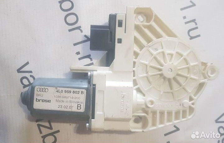 Моторчик стеклоподъемника Audi Q7 (4L) I (2005–200