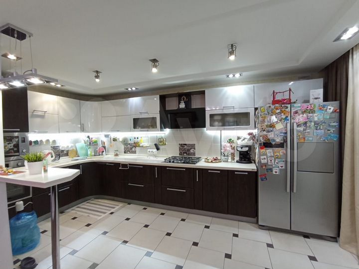 3-к. квартира, 80,3 м², 3/9 эт.