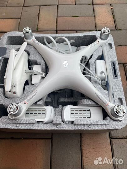 Квадрокоптер dji phantom 4