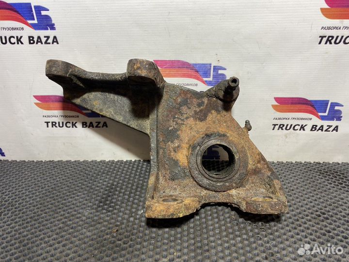 Кронштейн энергоаккумулятора правого