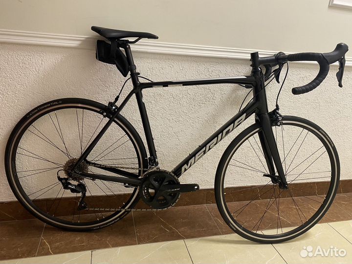 Шоссейный велосипед Merida Scultura 400