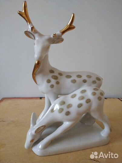 Фарфор,олень,лось,конь,олениха с олененком