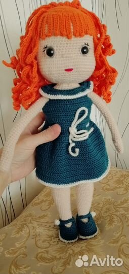 Кукла вязанная ручной работы