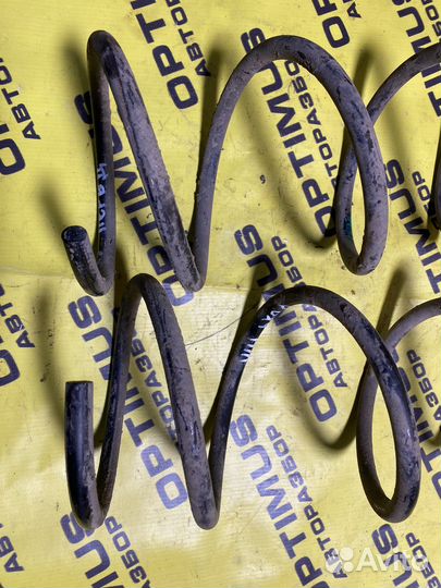 Пружины передние Toyota Voxy