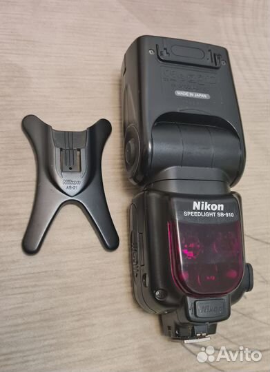 Вспышка Nikon Speedlite SB-910