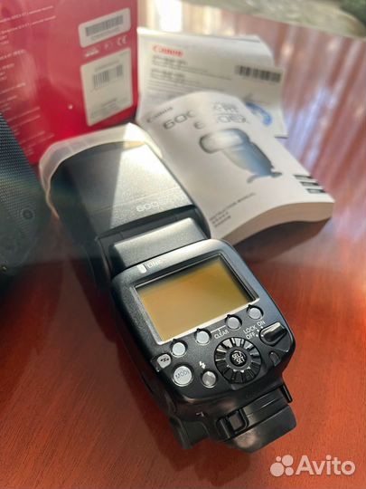 Canon Speedlite 600EX-RT вспышка накамерная
