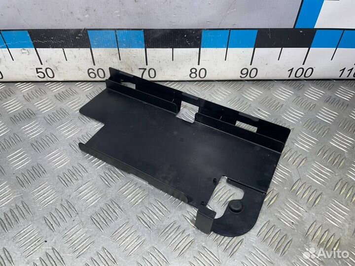 Б/У Крышка аккумулятора#001