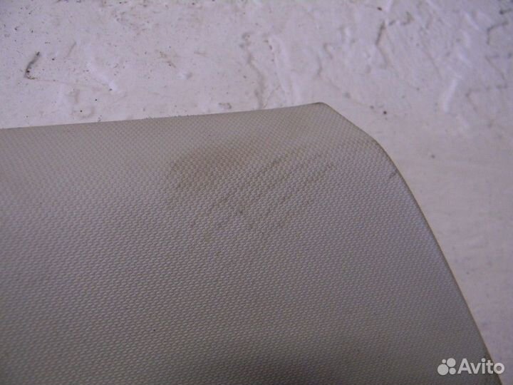 Обшивка стойки Focus III 2011