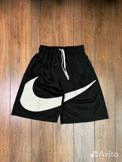 Шорты Nike