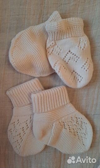 Комплект на выписку для девочки вязаный