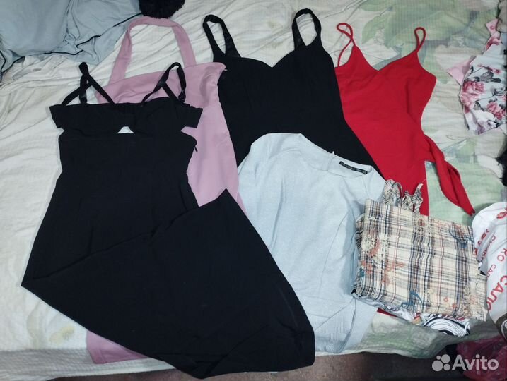 Пакет платьев 42 размер