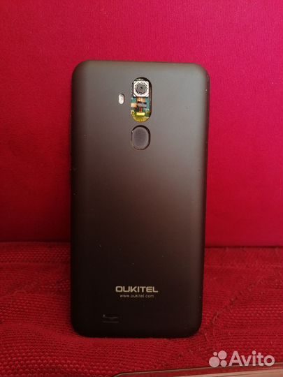 Телефон oukitel