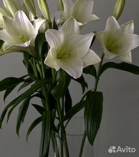 Букет из лилий