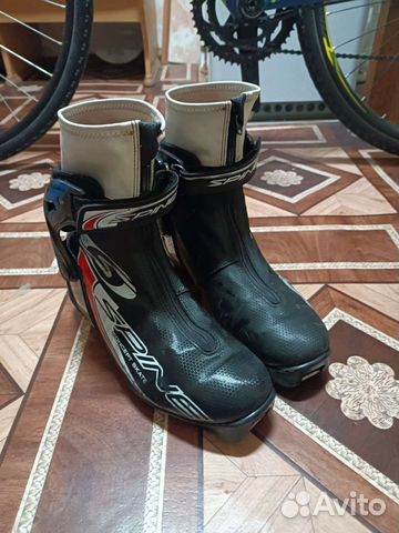 Лыжные ботинки spine concept skate