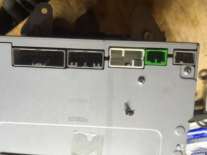 Штатная магнитола на honda CR-V RE5