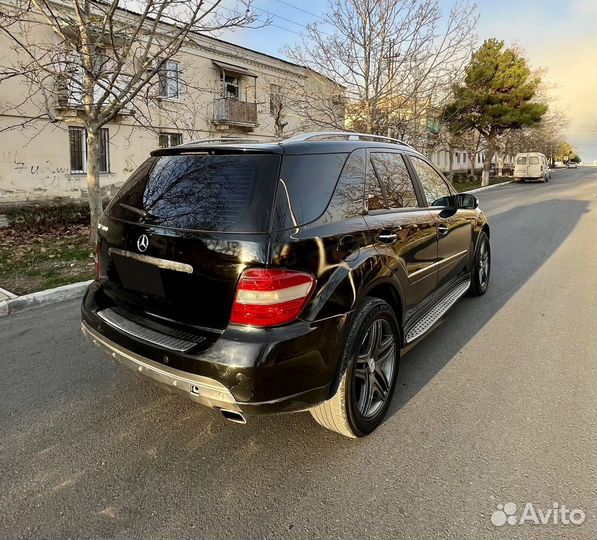 Mercedes-Benz M-класс 5.0 AT, 2005, 270 000 км