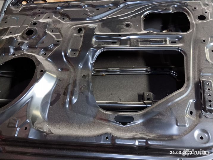 Дверь передняя правая Toyota Land Cruiser Prado