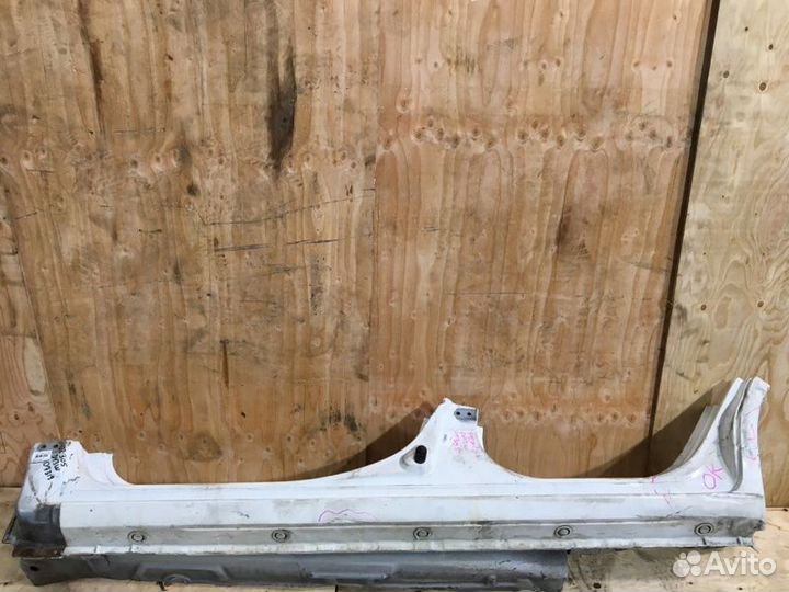 Порог левый Mazda Demio DY3W zjve 2003