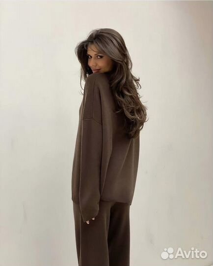 Костюм женский