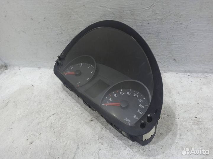 Панель приборов